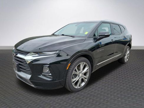 Used 2020 Chevrolet Blazer Premier w/ LPO, Black Grille Bar Package AWD/4WD image 3