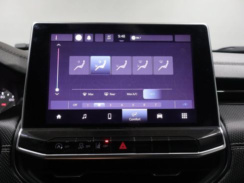 Certified 2023 Jeep Compass Latitude AWD/4WD image 31