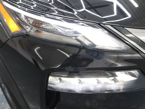 Used 2023 Nissan Rogue S image 26