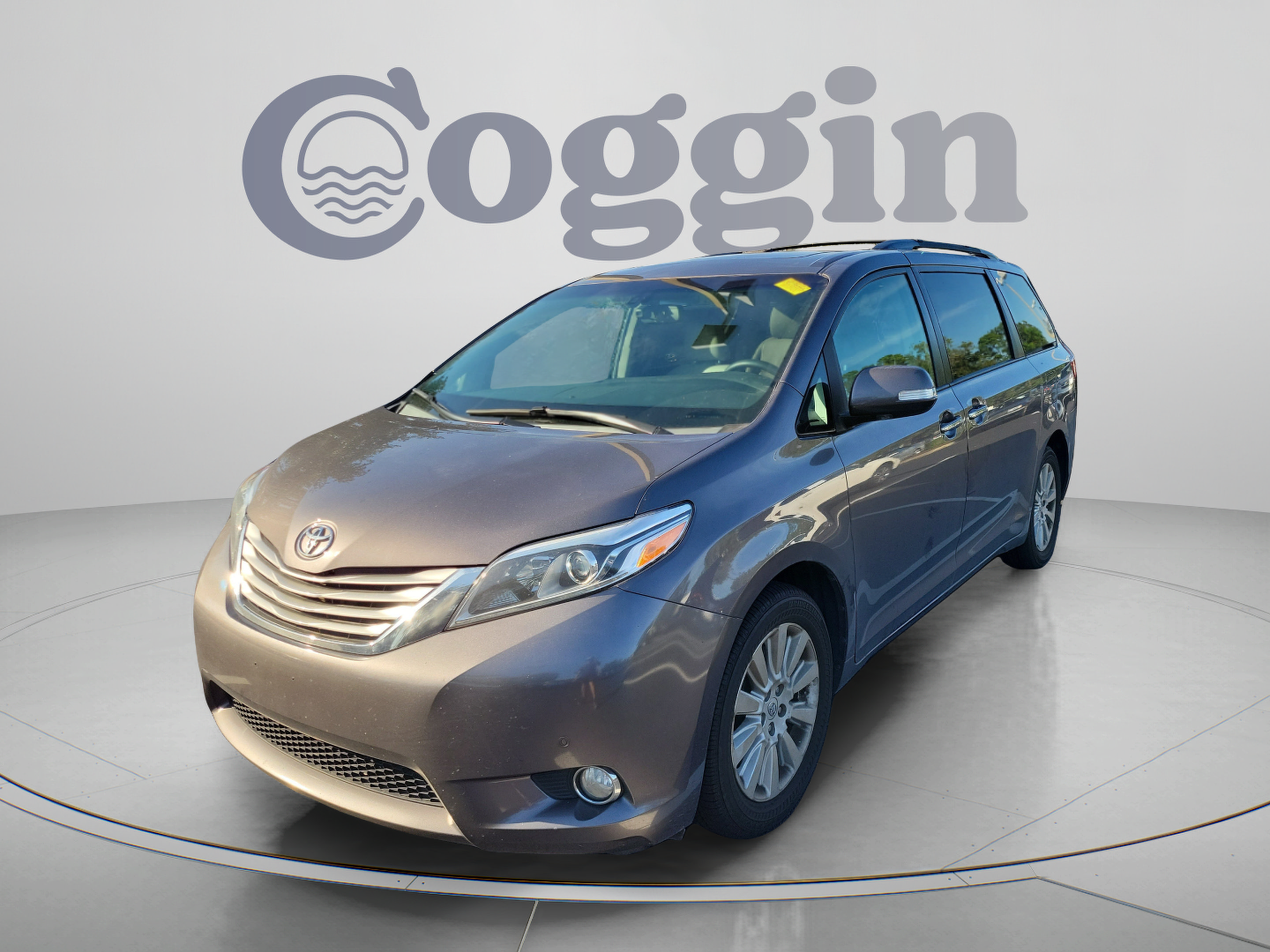 Used 2015 Toyota Sienna Limited Premium AWD/4WD image 1