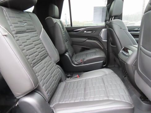 Used 2023 Cadillac Escalade V image 44