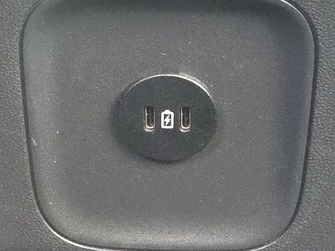 Used 2025 Ford Escape Active AWD/4WD image 19