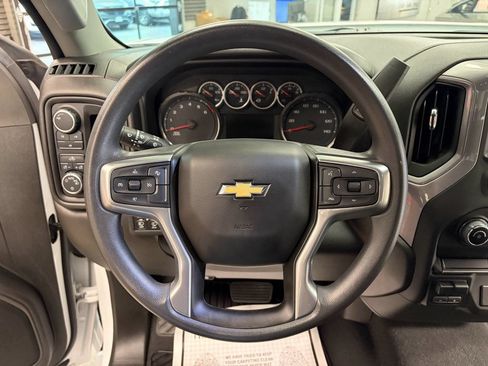 Used 2022 Chevrolet Silverado 2500 Custom w/ Gooseneck/5TH Wheel Package AWD/4WD image 10