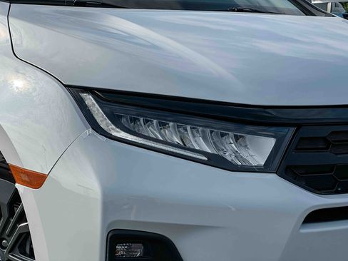 New 2026 Honda Odyssey Touring image 3