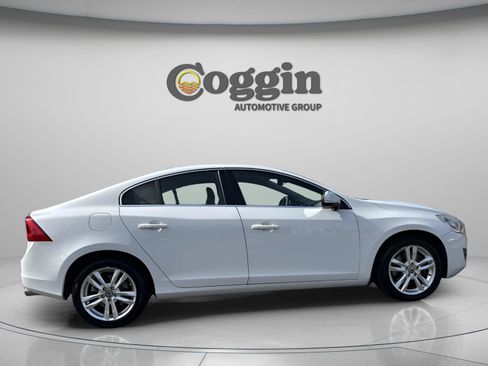 Used 2013 Volvo S60 T5 image 7