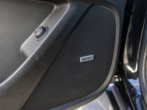 Used 2023 Chevrolet Traverse Premier w/ Redline Edition image 16