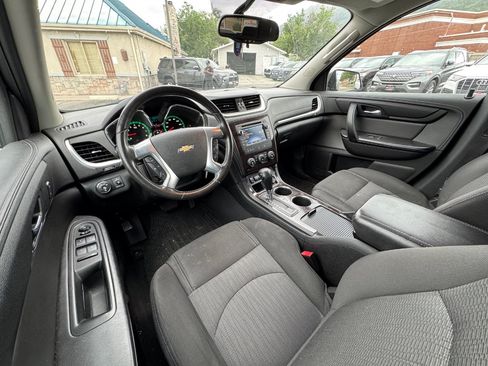 Used 2017 Chevrolet Traverse LT w/ True North Edition AWD/4WD image 17