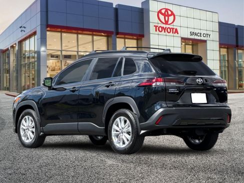 New 2026 Toyota Corolla Cross LE FWD image 4