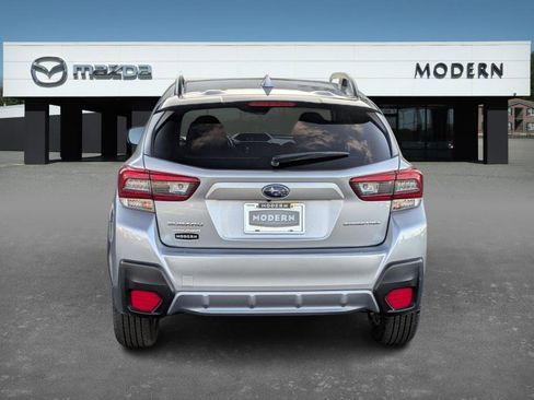 Used 2021 Subaru Crosstrek 2.0i Premium image 6
