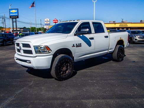 Used 2016 RAM 2500 Tradesman w/ Popular Equipment Group AWD/4WD image 3