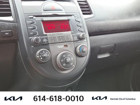 Used 2011 Kia Soul FWD image 25