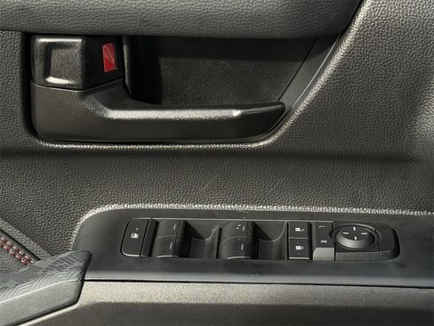 Used 2025 Toyota Tacoma TRD Pro image 22