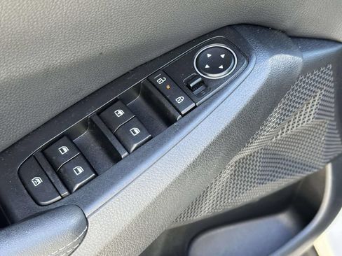Used 2024 Kia Seltos S AWD/4WD image 18
