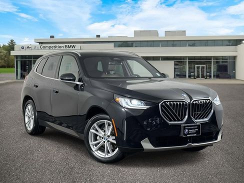 Used 2025 BMW X3 xDrive30i w/ Premium Package image 1