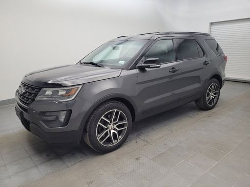 Used 2016 Ford Explorer Sport image 2