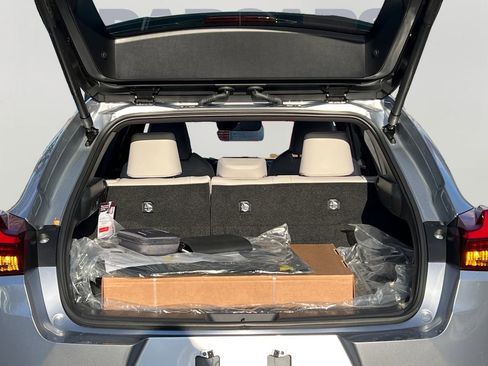 New 2025 Lexus UX 300h AWD image 7