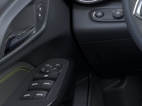 New 2026 Chevrolet Trax ACTIV w/ Sunroof Package FWD image 22