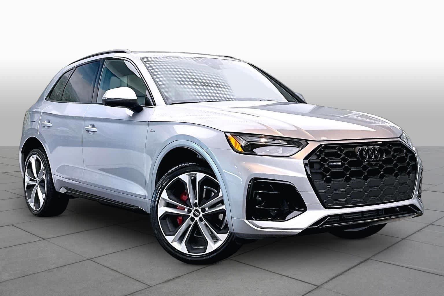 Certified 2025 Audi Q5 2.0T Premium Plus w/ Premium Plus Package AWD/4WD image 3