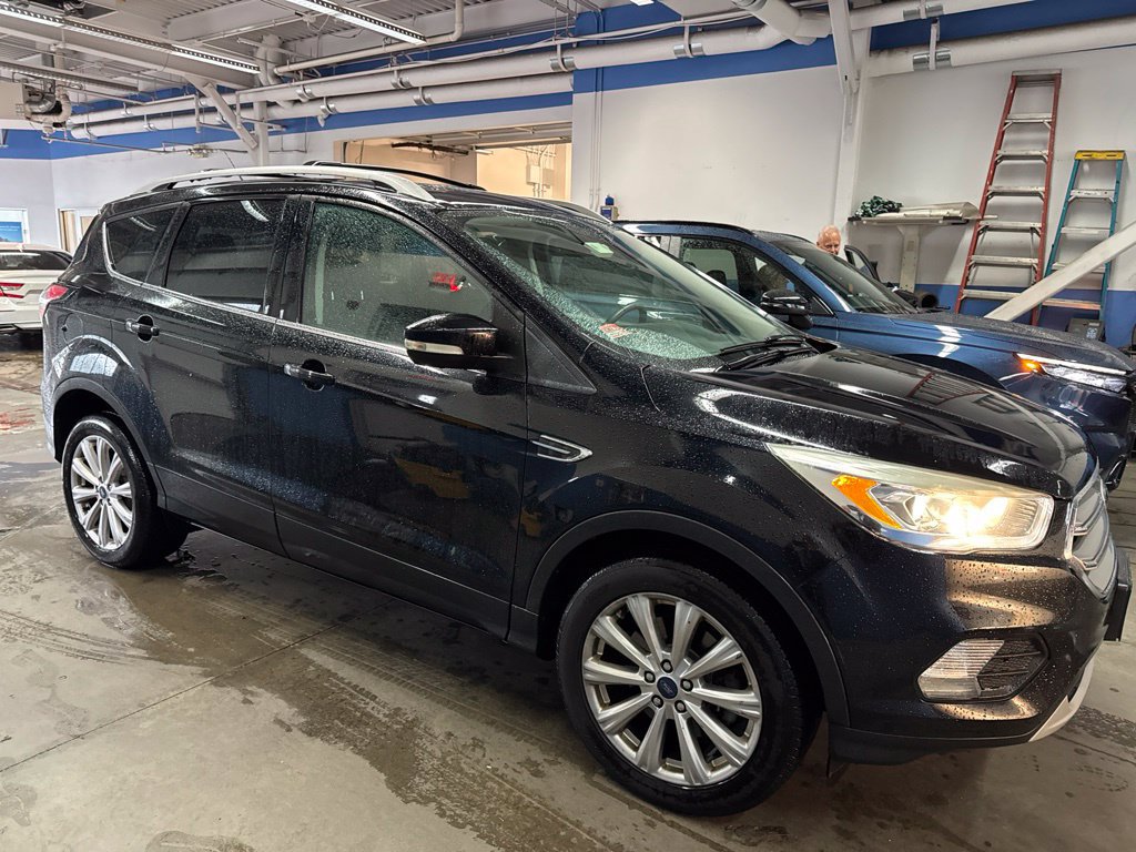 Used 2017 Ford Escape Titanium AWD/4WD image 2