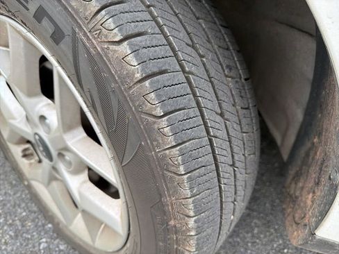 Used 2023 Kia Soul LX w/ LX Technology Package image 3