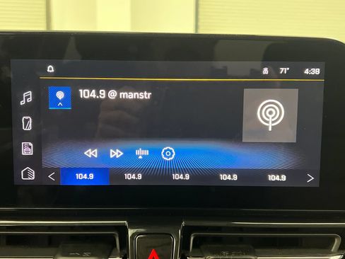 Used 2025 Chevrolet TrailBlazer LT AWD/4WD image 57