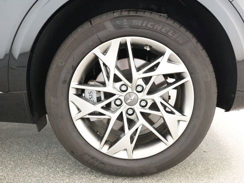 Used 2024 Genesis GV70 2.5T w/ Advanced Package image 7