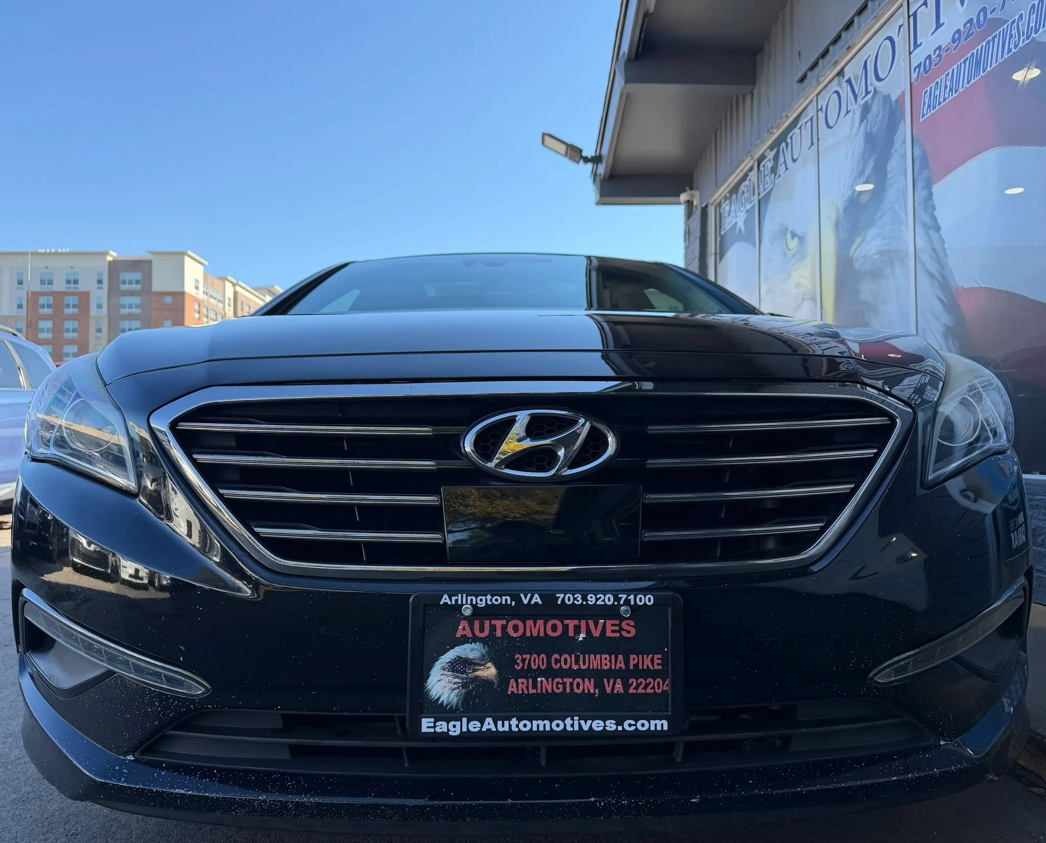 Used 2015 Hyundai Sonata Limited w/ Option Group 06 FWD image 8
