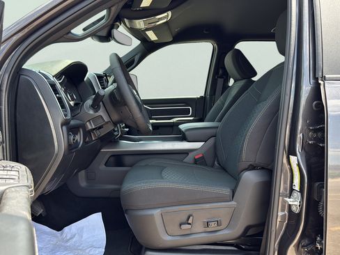 New 2026 RAM 3500 Big Horn AWD/4WD image 19