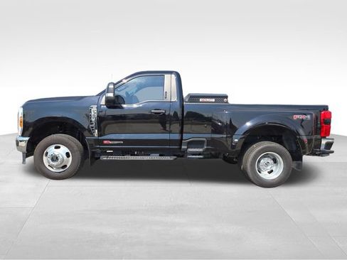 Used 2024 Ford F350 XLT AWD/4WD image 10