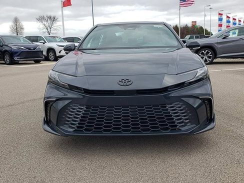 Used 2025 Toyota Camry XSE image 2