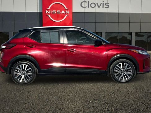 Certified 2023 Nissan Kicks SV FWD image 9