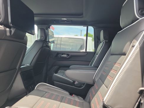 New 2026 GMC Yukon XL AT4 Ultimate AWD/4WD image 6