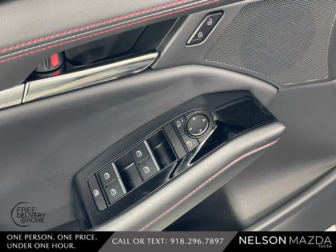 New 2026 MAZDA MAZDA3 Carbon image 18