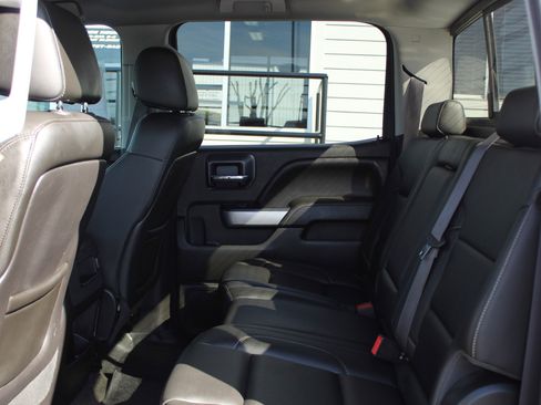 Used 2015 Chevrolet Silverado 1500 LTZ Z71 AWD/4WD image 15