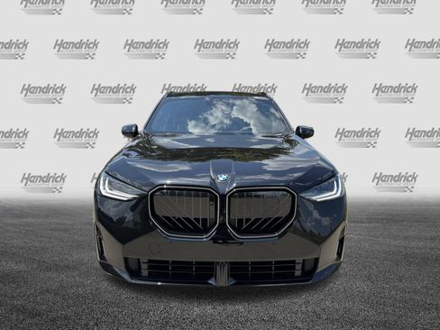 Used 2025 BMW X3 xDrive30i w/ Premium Package image 3