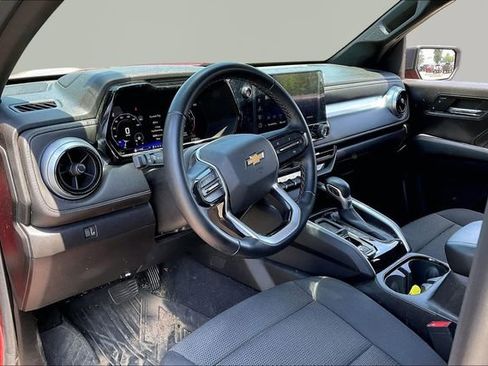 Used 2024 Chevrolet Colorado LT w/ LT Convenience Package II RWD image 12
