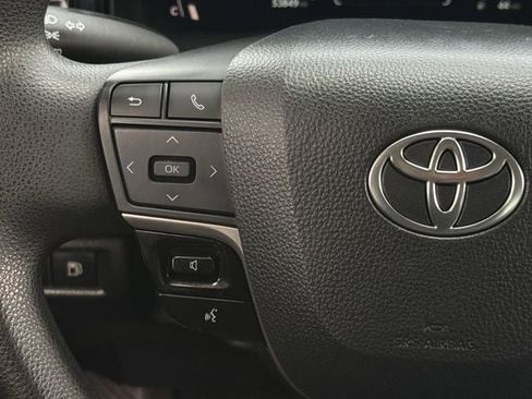 Used 2025 Toyota Camry LE image 14