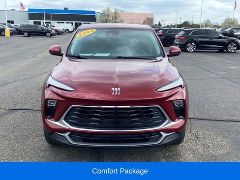 Certified 2024 Buick Encore GX Preferred w/ Comfort Package AWD/4WD image 2