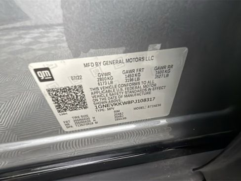 Used 2023 Chevrolet Traverse Premier w/ Redline Edition image 39