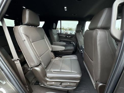 Used 2021 GMC Yukon Denali w/ LPO, Illumination Package AWD/4WD image 27
