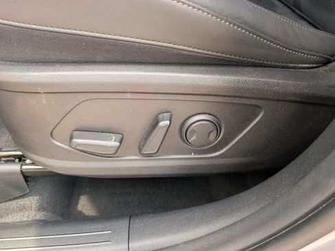 Used 2023 Kia Sorento S w/ Panoramic Sunroof Package AWD/4WD image 15