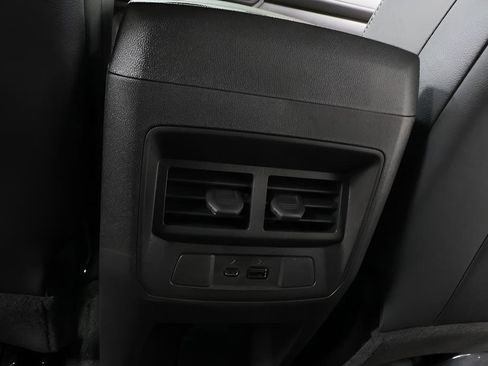 New 2026 Chevrolet Colorado LT w/ LT Convenience Package AWD/4WD image 25