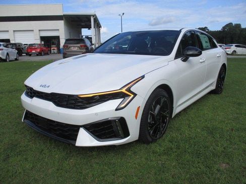 New 2025 Kia K5 GT-Line image 7