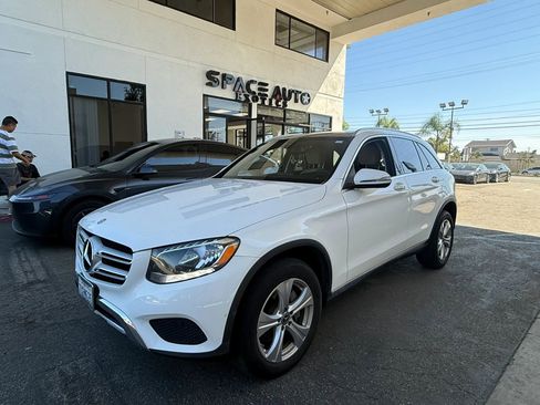 Used 2017 Mercedes-Benz GLC 300 GLC 300 Sport Utility 4D image 1