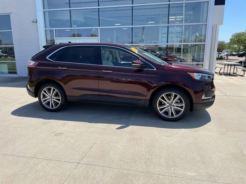 Used 2024 Ford Edge Titanium AWD/4WD image 4
