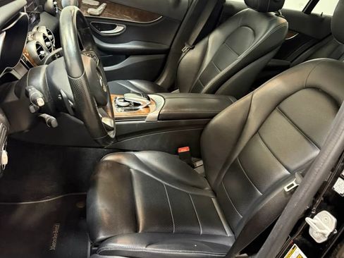 Used 2015 Mercedes-Benz C 300 4MATIC Sedan w/ Multimedia Package image 8
