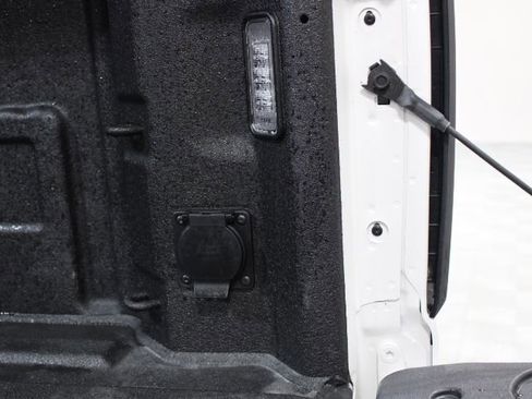 Used 2023 GMC Sierra 1500 Denali w/ Technology Package image 16