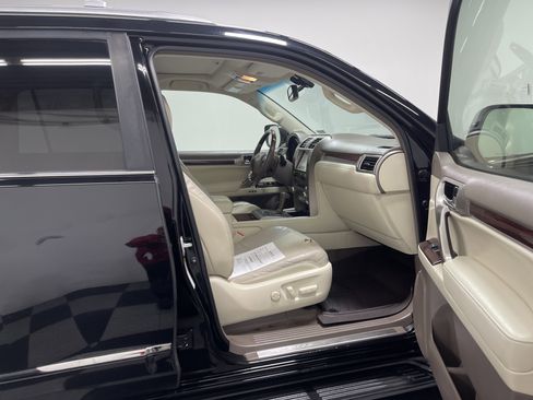 Used 2015 Lexus GX 460 image 26