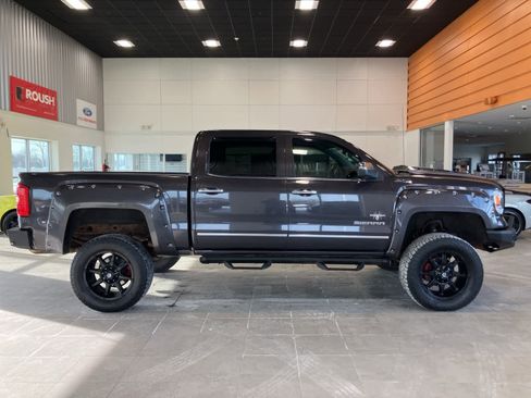 Used 2014 GMC Sierra 1500 SLT w/ SLT Preferred Package image 4