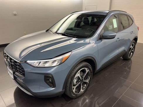 New 2025 Ford Escape ST-Line Elite w/ Tech Pack #1 image 3